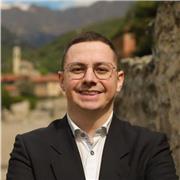 Laureato in Scienze Storiche offre lezioni di Italiano, Geografia, Letteratura italiana, Epica e Storia